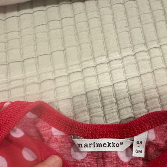 Marimekko Red and Gray Polka Dot Baby Bodysuit 6M - Picture 2 of 6